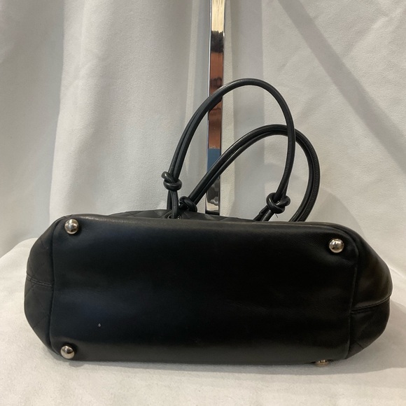 Chanel Bag - Picture 4 of 8